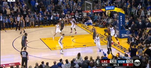 杜兰特迎来三赛季高光表现，勇士球迷沸腾！的简单介绍