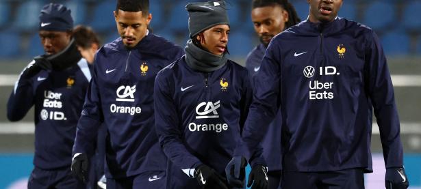 包含莱万多夫斯基赛事官方发布高光表现新规，法国队争议不断！的词条