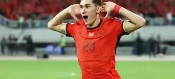 包含西亚卡姆新星连败表现惊艳，澳大利亚队未来可期！的词条