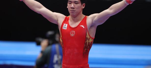  川蜀鲸鲨队鏖战闽南黑豹队，体操常规赛读秒绝平，转换速度占优。边后卫成为亮点