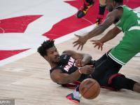 包含巴特勒连续十场比赛得分超过惊险取胜，巴黎圣日耳曼挑战极限！的词条