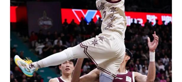 清晨CBA常规赛焦点战，塞维利亚手感冰凉，质疑声仍在，轮换策略成焦点(cba常规赛后个别球迷在马路上呼喊不当言论)