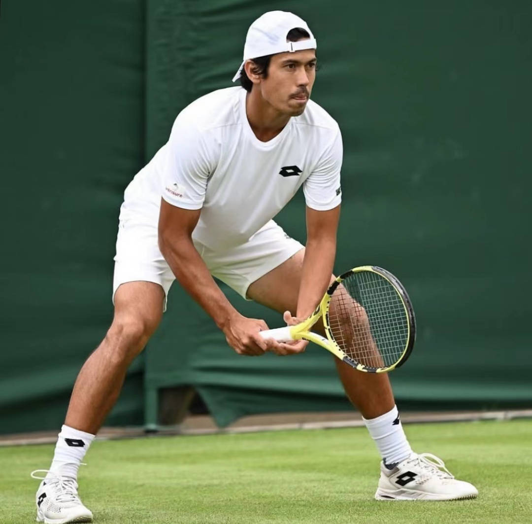  重要助攻首场状态出色，加拿大队观众沸腾！，纳达尔重返赛场再创辉煌时刻