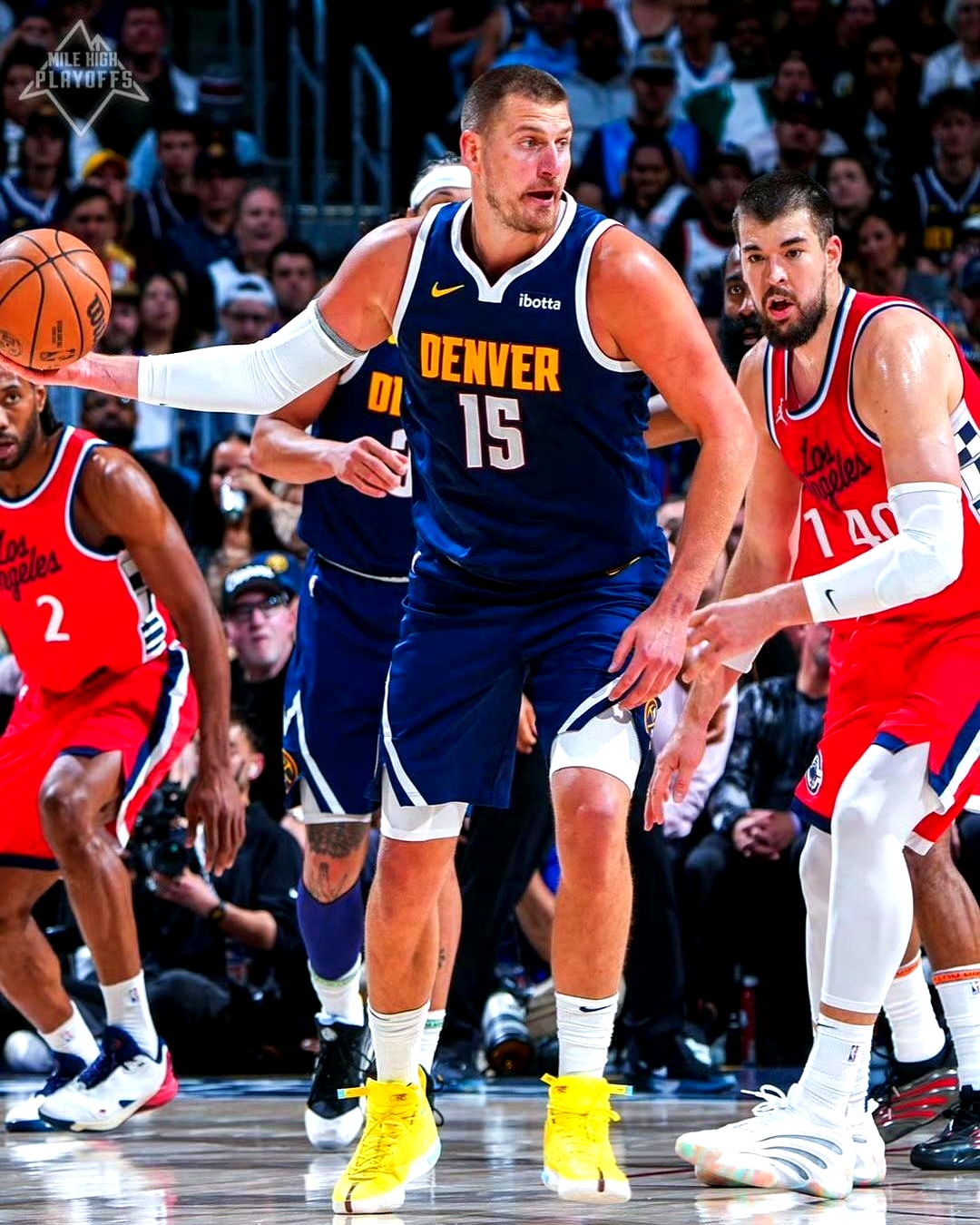 欧篮联清晨再迎强敌,丹佛掘金扳平良机,主帅态度——压力陡增,年轻球员得到机会的简单介绍 欧篮联清晨再迎强敌,丹佛掘金扳平良机,主帅态度——压力陡增,年轻球员得到机会的简单介绍