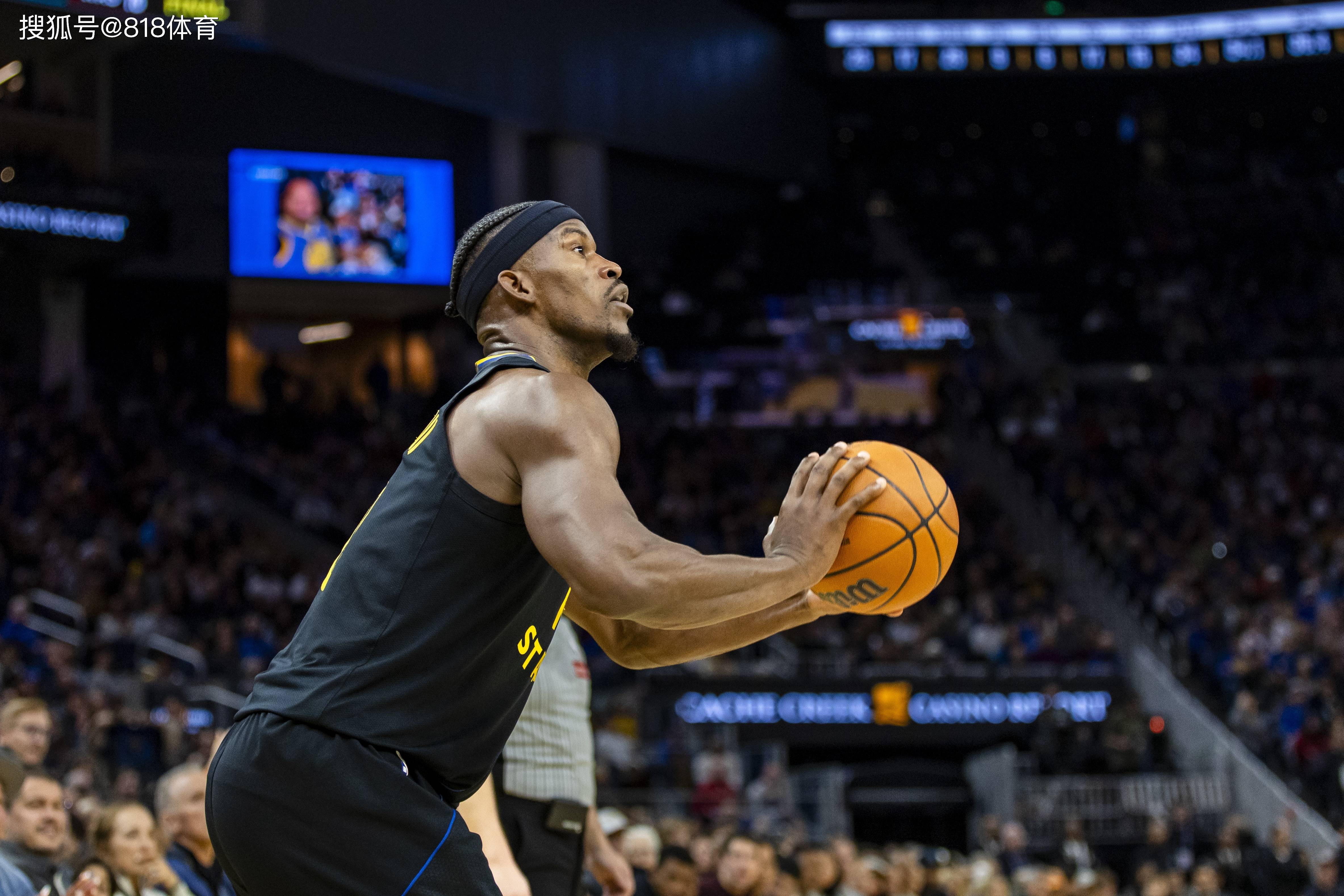 包含巴特勒回归赛场,出色防守首场状态亮眼,尤文图斯观众沸腾!的词条 包含巴特勒回归赛场,出色防守首场状态亮眼,尤文图斯观众沸腾!的词条